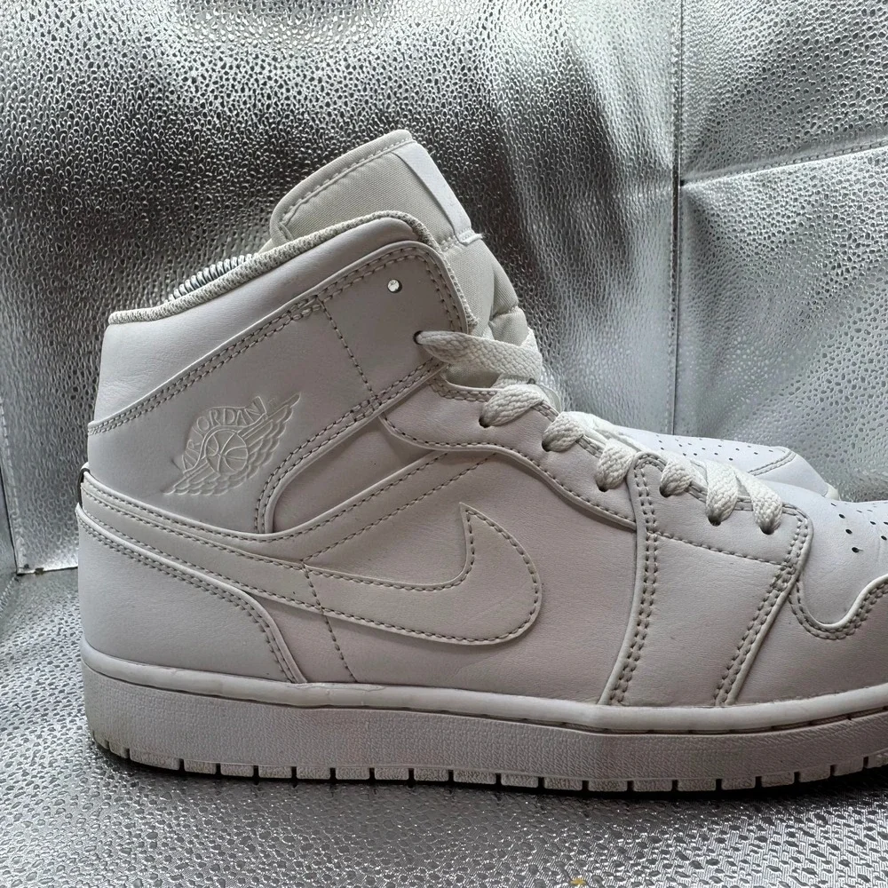 Size 12 - Nike Air Jordan 1 Mid White Leather Basketball Sneakers‎ 554724-136